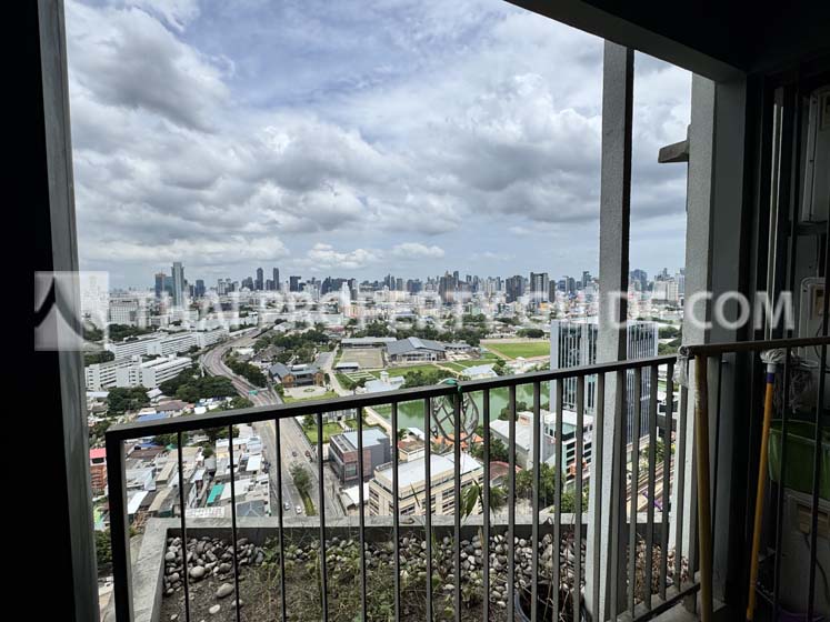 Condominium in Phaholyothin 